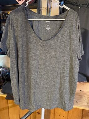 Sonoma Gray V-Neck Short Sleeve Tee